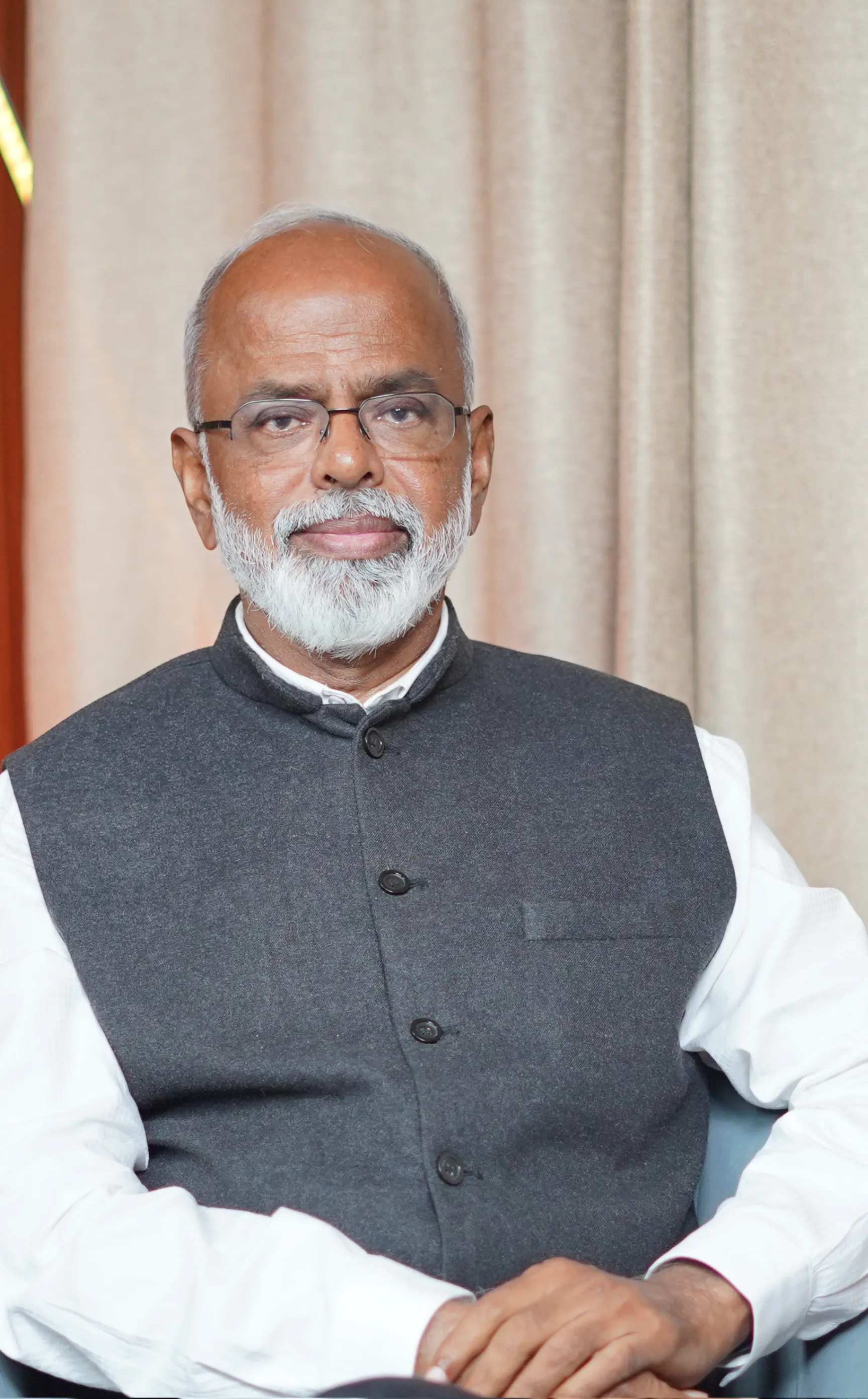 Dr. A. Velumani